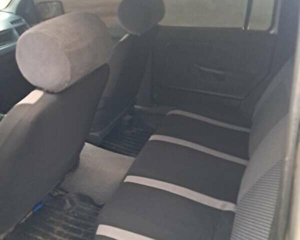 Серый Форд Сиерра, объемом двигателя 2.3 л и пробегом 320 тыс. км за 1350 $, фото 4 на Automoto.ua