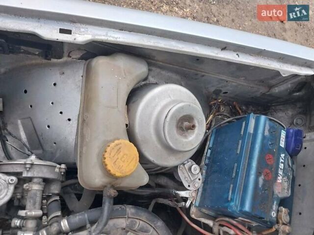 Серый Форд Сиерра, объемом двигателя 2 л и пробегом 150 тыс. км за 1400 $, фото 4 на Automoto.ua