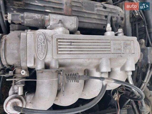 Серый Форд Сиерра, объемом двигателя 2 л и пробегом 150 тыс. км за 1400 $, фото 6 на Automoto.ua