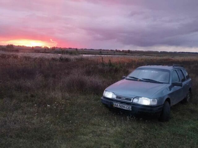 Серый Форд Сиерра, объемом двигателя 2 л и пробегом 170 тыс. км за 1115 $, фото 1 на Automoto.ua