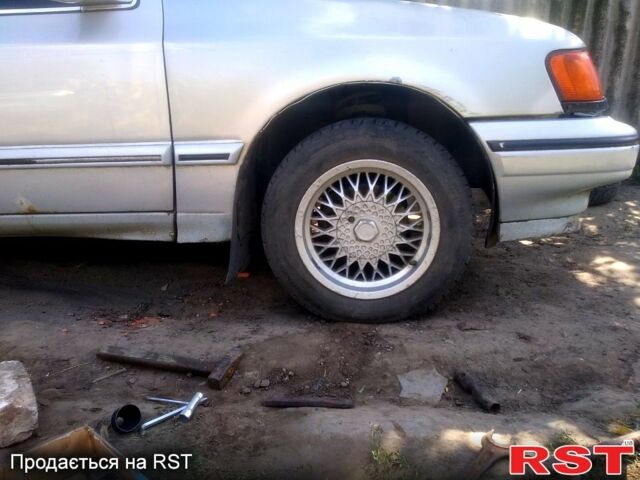 Сірий Форд Сієрра, об'ємом двигуна 2 л та пробігом 250 тис. км за 1500 $, фото 11 на Automoto.ua