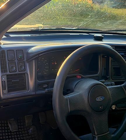 Сірий Форд Сієрра, об'ємом двигуна 2 л та пробігом 250 тис. км за 1500 $, фото 4 на Automoto.ua