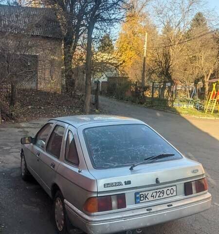 Серый Форд Сиерра, объемом двигателя 2 л и пробегом 300 тыс. км за 950 $, фото 5 на Automoto.ua