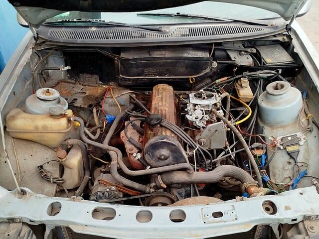 Серый Форд Сиерра, объемом двигателя 0 л и пробегом 0 тыс. км за 500 $, фото 9 на Automoto.ua