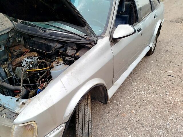 Серый Форд Сиерра, объемом двигателя 0 л и пробегом 0 тыс. км за 500 $, фото 8 на Automoto.ua