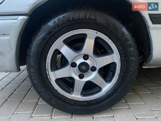 Серый Форд Сиерра, объемом двигателя 1.6 л и пробегом 150 тыс. км за 1650 $, фото 29 на Automoto.ua