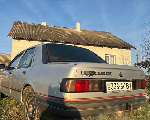 Серый Форд Сиерра, объемом двигателя 2 л и пробегом 250 тыс. км за 1240 $, фото 3 на Automoto.ua
