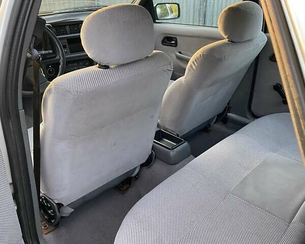 Серый Форд Сиерра, объемом двигателя 2 л и пробегом 160 тыс. км за 1000 $, фото 22 на Automoto.ua