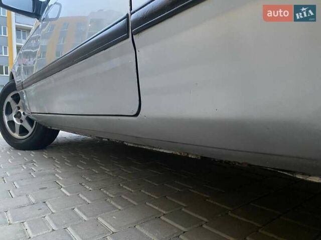 Серый Форд Сиерра, объемом двигателя 1.6 л и пробегом 150 тыс. км за 1650 $, фото 13 на Automoto.ua