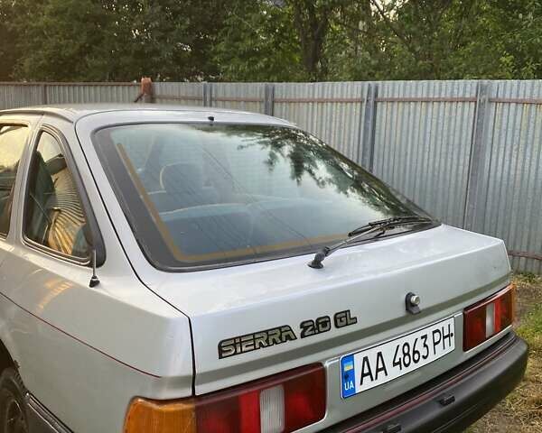 Серый Форд Сиерра, объемом двигателя 2 л и пробегом 160 тыс. км за 1000 $, фото 8 на Automoto.ua