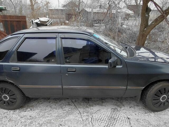 Синий Форд Сиерра, объемом двигателя 0 л и пробегом 60 тыс. км за 1000 $, фото 2 на Automoto.ua