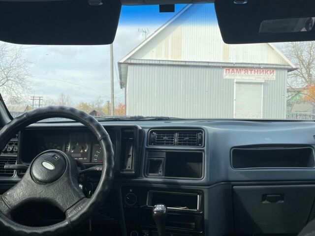 Синій Форд Сієрра, об'ємом двигуна 2 л та пробігом 60 тис. км за 600 $, фото 5 на Automoto.ua