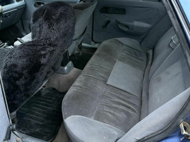 Синій Форд Сієрра, об'ємом двигуна 2 л та пробігом 84 тис. км за 750 $, фото 5 на Automoto.ua