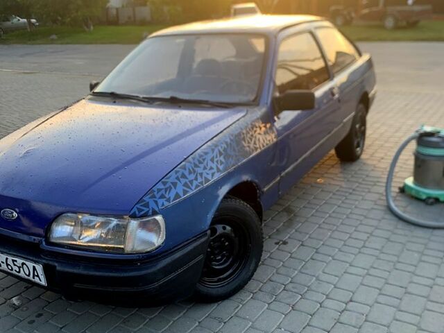 Синий Форд Сиерра, объемом двигателя 1.8 л и пробегом 0 тыс. км за 1000 $, фото 1 на Automoto.ua