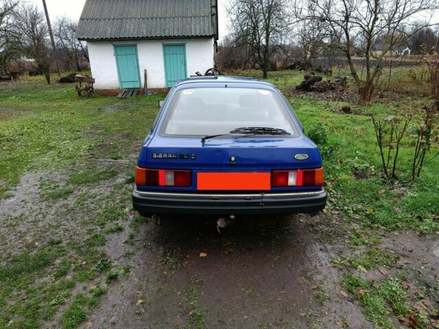 Синий Форд Сиерра, объемом двигателя 1 л и пробегом 40 тыс. км за 700 $, фото 2 на Automoto.ua