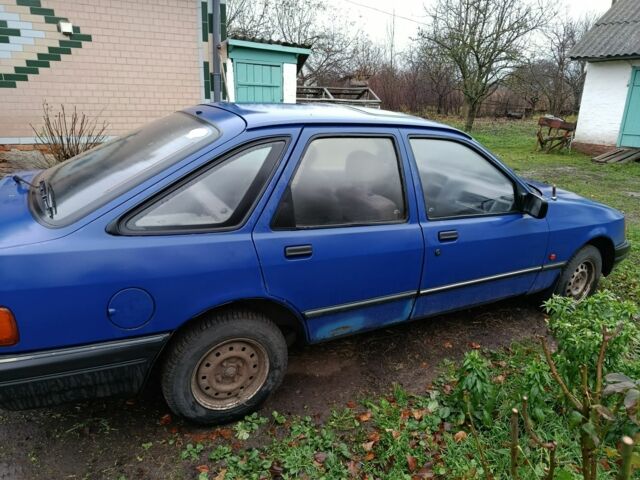 Синий Форд Сиерра, объемом двигателя 1 л и пробегом 40 тыс. км за 700 $, фото 1 на Automoto.ua