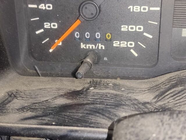 Синий Форд Сиерра, объемом двигателя 2 л и пробегом 9 тыс. км за 1000 $, фото 4 на Automoto.ua