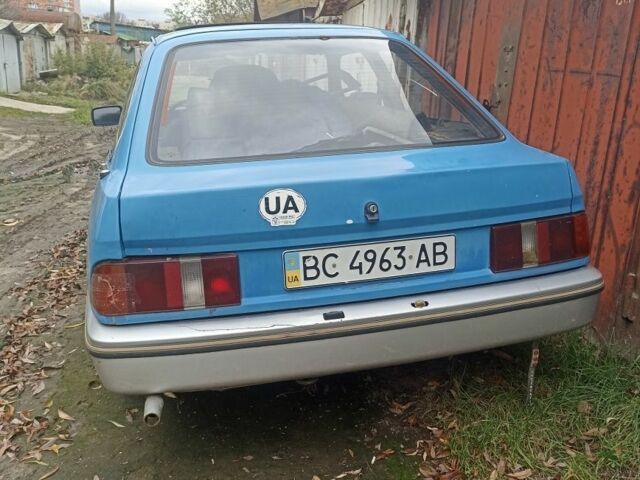 Синій Форд Сієрра, об'ємом двигуна 2 л та пробігом 142 тис. км за 400 $, фото 4 на Automoto.ua