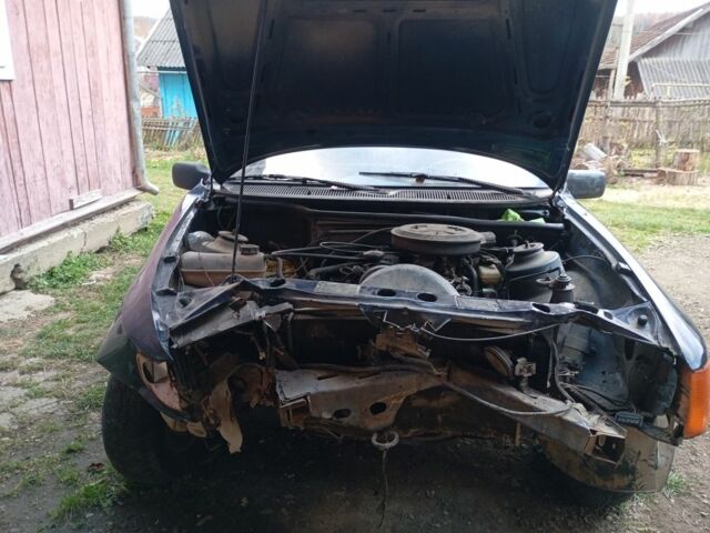 Синій Форд Сієрра, об'ємом двигуна 2 л та пробігом 3 тис. км за 500 $, фото 3 на Automoto.ua