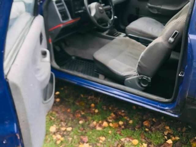 Синий Форд Сиерра, объемом двигателя 2 л и пробегом 270 тыс. км за 609 $, фото 4 на Automoto.ua