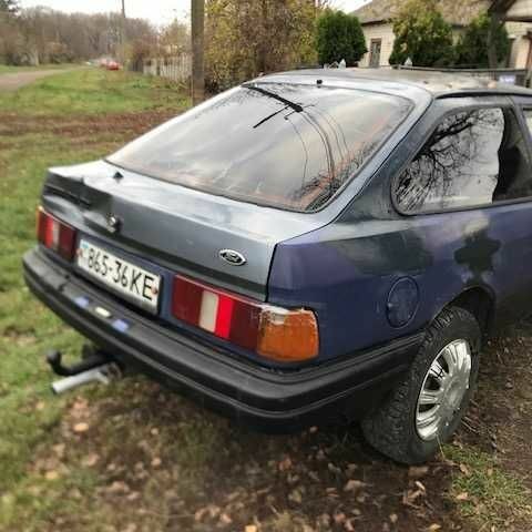 Синий Форд Сиерра, объемом двигателя 2 л и пробегом 270 тыс. км за 609 $, фото 12 на Automoto.ua