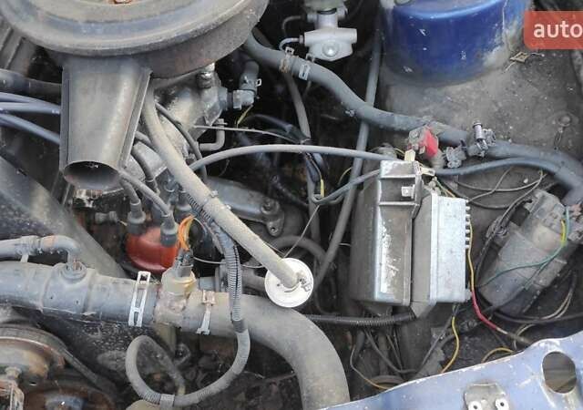 Синій Форд Сієрра, об'ємом двигуна 2 л та пробігом 250 тис. км за 700 $, фото 3 на Automoto.ua