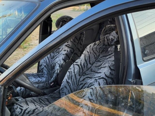 Синій Форд Сієрра, об'ємом двигуна 0 л та пробігом 567 тис. км за 700 $, фото 7 на Automoto.ua