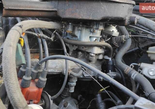 Синій Форд Сієрра, об'ємом двигуна 2 л та пробігом 250 тис. км за 700 $, фото 7 на Automoto.ua