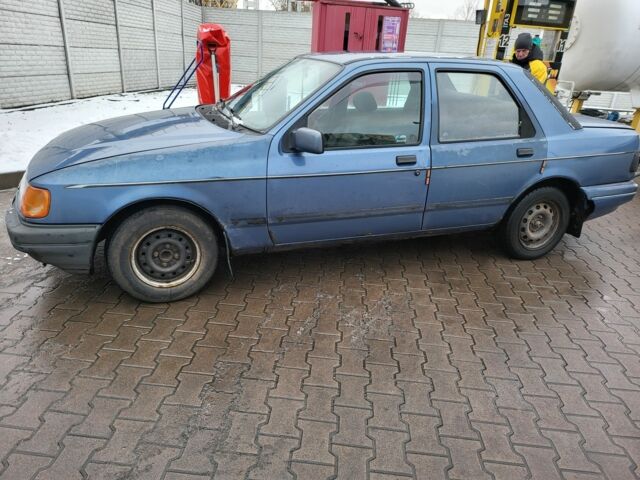 Синий Форд Сиерра, объемом двигателя 2 л и пробегом 300 тыс. км за 641 $, фото 1 на Automoto.ua