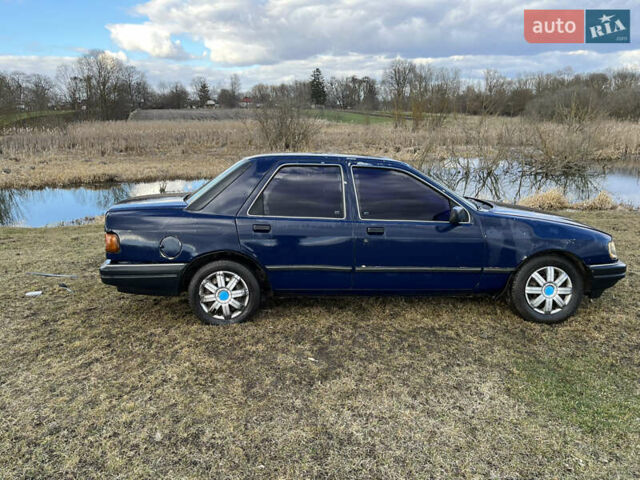 Синий Форд Сиерра, объемом двигателя 2 л и пробегом 200 тыс. км за 500 $, фото 1 на Automoto.ua