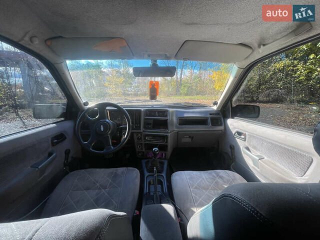 Синий Форд Сиерра, объемом двигателя 2 л и пробегом 250 тыс. км за 2000 $, фото 4 на Automoto.ua
