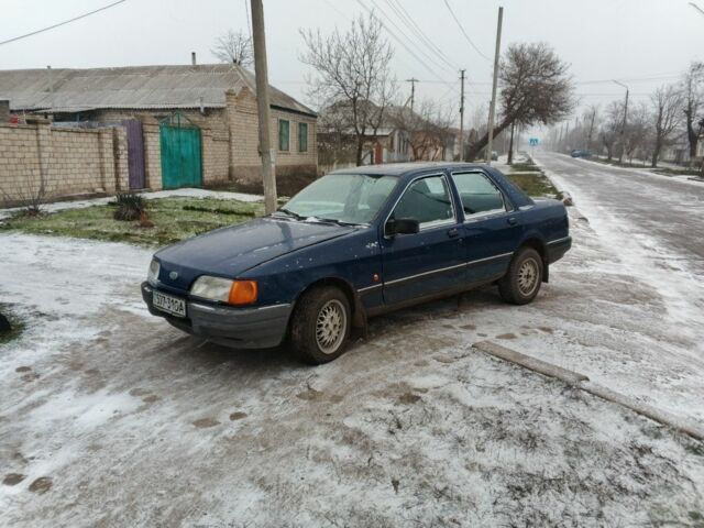 Синий Форд Сиерра, объемом двигателя 2 л и пробегом 200 тыс. км за 950 $, фото 1 на Automoto.ua