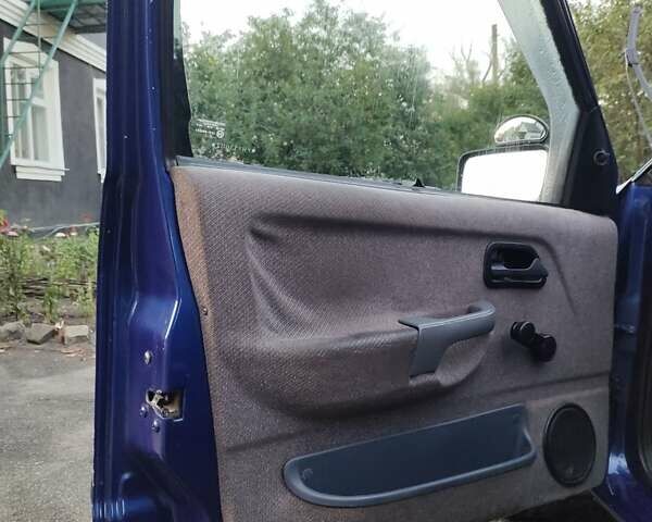 Синий Форд Сиерра, объемом двигателя 2 л и пробегом 550 тыс. км за 1100 $, фото 3 на Automoto.ua