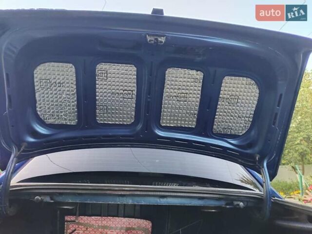 Синий Форд Сиерра, объемом двигателя 2 л и пробегом 550 тыс. км за 1100 $, фото 10 на Automoto.ua