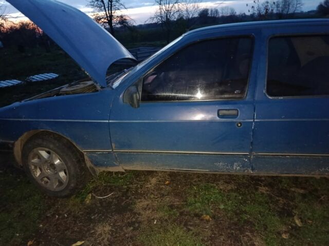 Синий Форд Сиерра, объемом двигателя 2 л и пробегом 90 тыс. км за 500 $, фото 5 на Automoto.ua