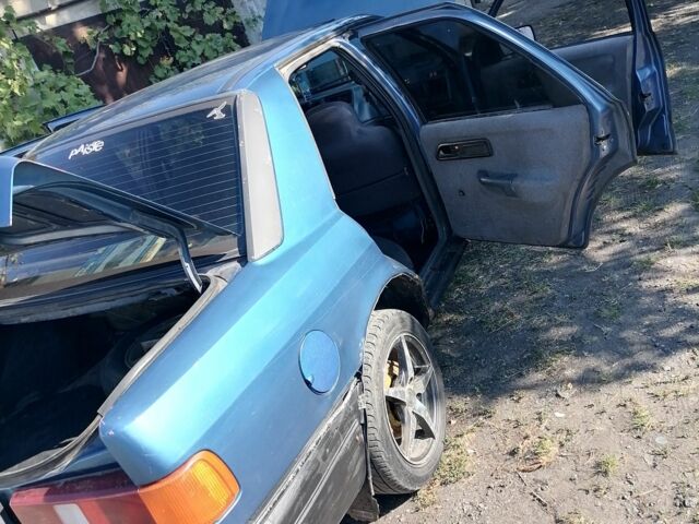 Синий Форд Сиерра, объемом двигателя 2 л и пробегом 365 тыс. км за 800 $, фото 7 на Automoto.ua