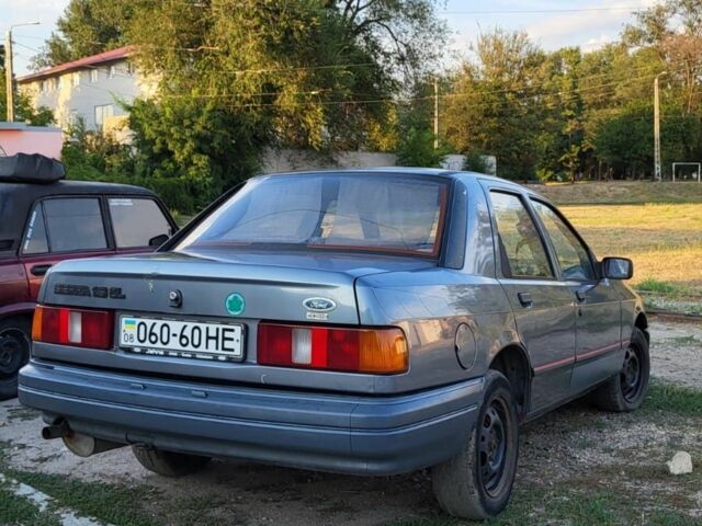 Синій Форд Сієрра, об'ємом двигуна 0 л та пробігом 567 тис. км за 700 $, фото 4 на Automoto.ua