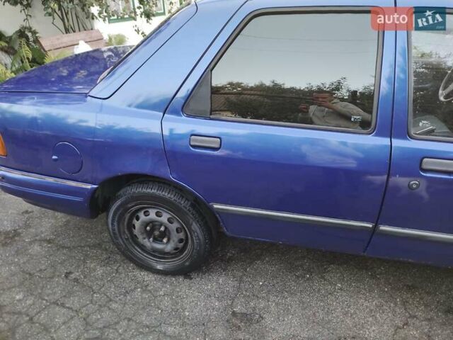 Синий Форд Сиерра, объемом двигателя 2 л и пробегом 550 тыс. км за 1100 $, фото 18 на Automoto.ua