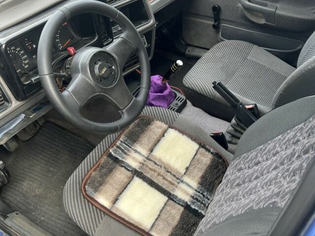 Синий Форд Сиерра, объемом двигателя 2 л и пробегом 3 тыс. км за 900 $, фото 5 на Automoto.ua