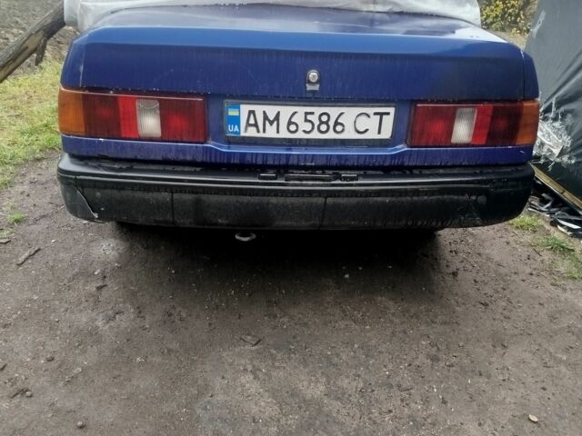 Синий Форд Сиерра, объемом двигателя 2 л и пробегом 455 тыс. км за 369 $, фото 1 на Automoto.ua