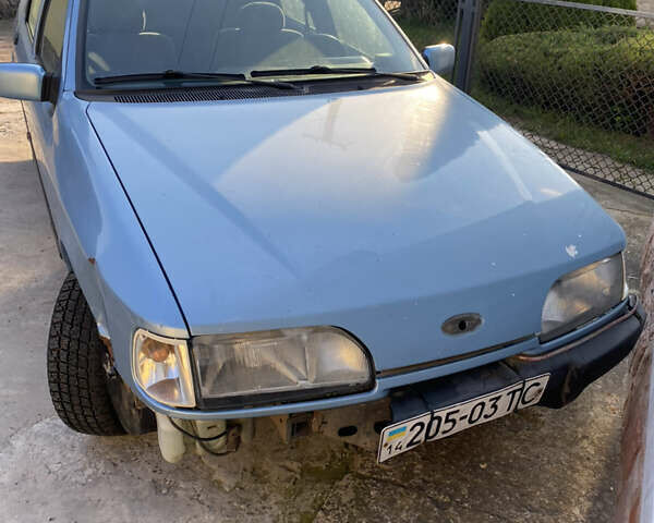 Синій Форд Сієрра, об'ємом двигуна 1.99 л та пробігом 89 тис. км за 750 $, фото 4 на Automoto.ua