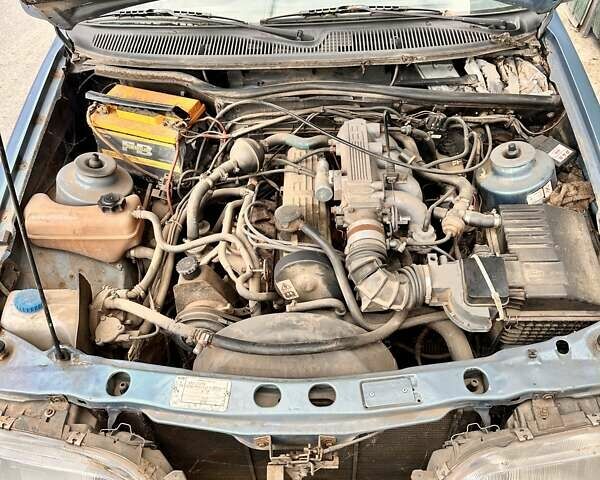 Синий Форд Сиерра, объемом двигателя 2 л и пробегом 172 тыс. км за 800 $, фото 9 на Automoto.ua