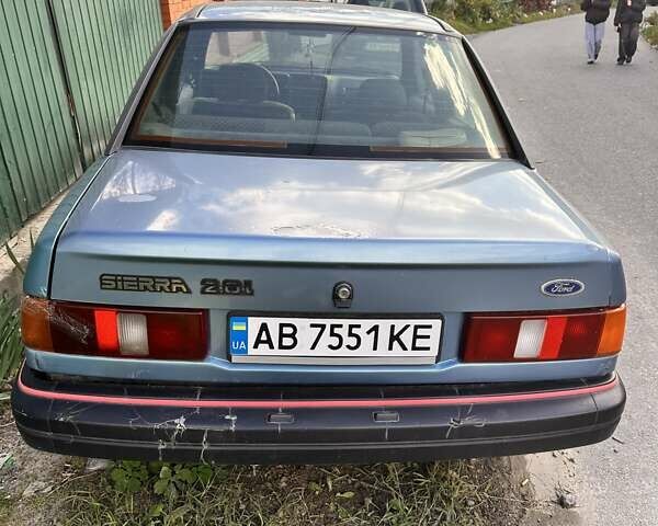 Синий Форд Сиерра, объемом двигателя 2 л и пробегом 172 тыс. км за 800 $, фото 2 на Automoto.ua