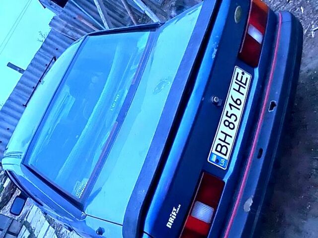Синий Форд Сиерра, объемом двигателя 1.6 л и пробегом 1 тыс. км за 330 $, фото 7 на Automoto.ua