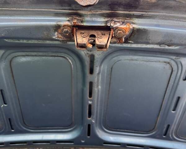 Синий Форд Сиерра, объемом двигателя 2 л и пробегом 172 тыс. км за 800 $, фото 13 на Automoto.ua