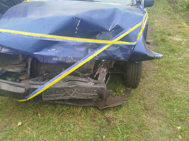 Синий Форд Сиерра, объемом двигателя 2 л и пробегом 455 тыс. км за 369 $, фото 2 на Automoto.ua