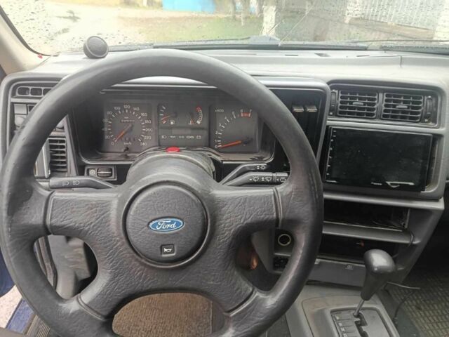 Синий Форд Сиерра, объемом двигателя 2 л и пробегом 390 тыс. км за 1339 $, фото 2 на Automoto.ua