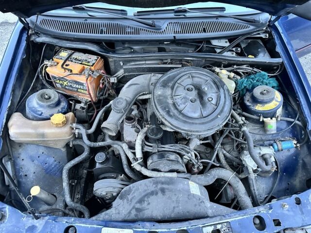 Синий Форд Сиерра, объемом двигателя 2 л и пробегом 85 тыс. км за 1800 $, фото 6 на Automoto.ua