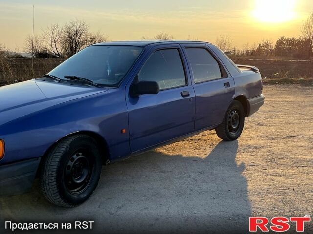 Синий Форд Сиерра, объемом двигателя 2 л и пробегом 300 тыс. км за 800 $, фото 9 на Automoto.ua