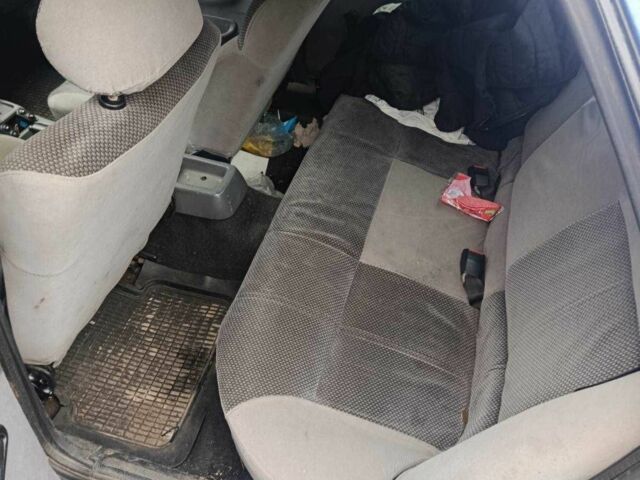 Синий Форд Сиерра, объемом двигателя 2 л и пробегом 200 тыс. км за 1511 $, фото 6 на Automoto.ua